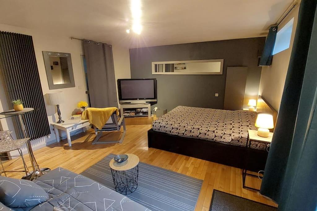 Studio Cosy Proche De Rennes Montreuil-le-Gast Exterior photo